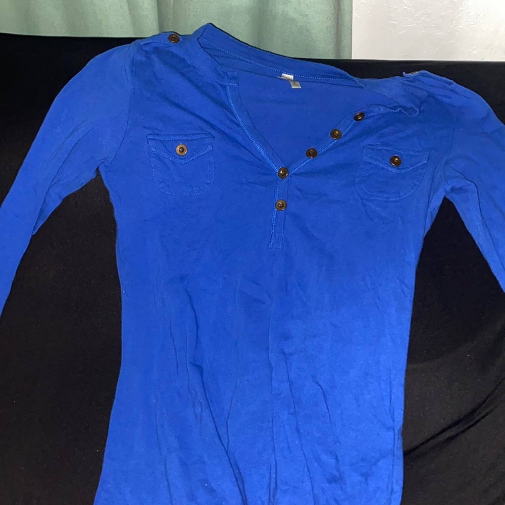 Cute long sleeve shirt